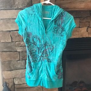 Maurice’s zip-up Top